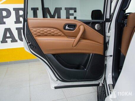 Infiniti, QX80, 5600, 405, бензин, внедорожник, автомат, полный привод, среднее состояние, левый, белый, 9 999 000 ₽