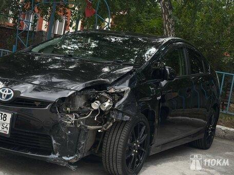 Toyota, Prius, 1800, 110, гибрид, хэтчбек, автомат, передний привод, среднее состояние, правый, черный, 950 000 ₽